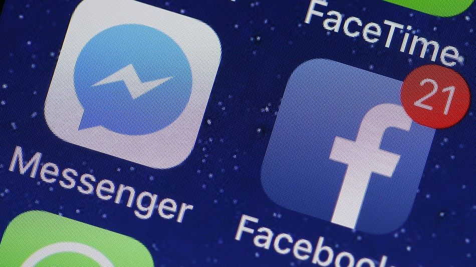 Facebook получила обвинения в нарушении правил Apple и массовой слежке за пользователями