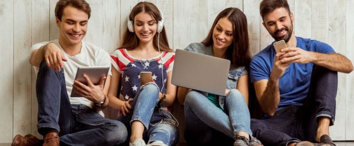 Пользователи США проводят слишком много времени в Facebook