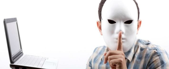 Число анонимных пользователей в Facebook достигло 1 000 000 человек