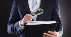 Российские адвокаты просят Google и Яндекс проверять рекламу адвокатов