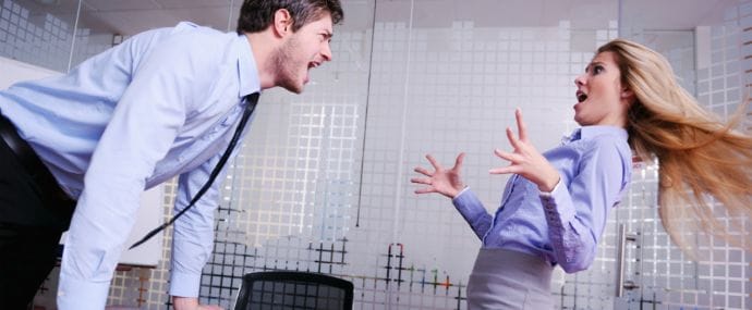 Twitter наехал на архив удаленных твитов PostGhost