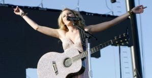 Google экспериментирует с видеорекламой и твитами в выдаче