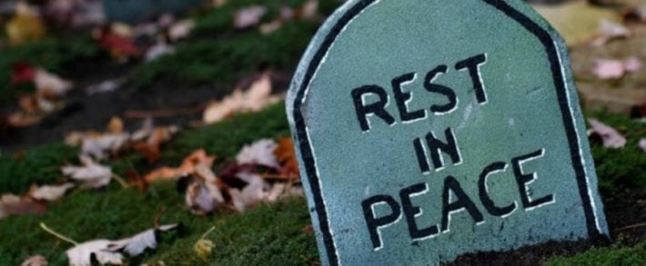 Facebook запрещает дискриминацию и убивает людей