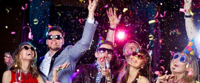 Где арбитражники проводят новогодние корпоративы читай в дайджесте интересных новостей партнерок №65 (14-18 ноября)