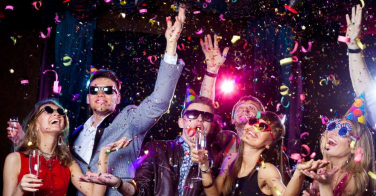 Где арбитражники проводят новогодние корпоративы читай в дайджесте интересных новостей партнерок №65 (14-18 ноября)