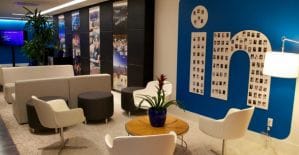 Посещаемость LinkedIn в России упала на 36%