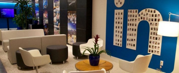 Посещаемость LinkedIn в России упала на 36%