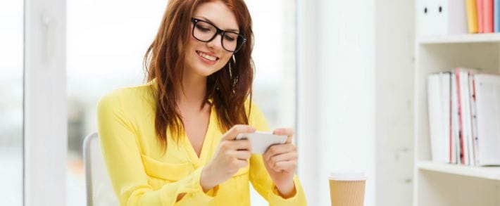 «Одноклассники» и ВК включат пользователям дружелюбную рекламку