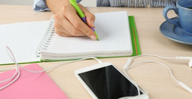 Смотри и учись: over 2к баксов на дорах в essay-нише