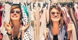 ВКонтакте позволит открывать магазины внутри соцсети