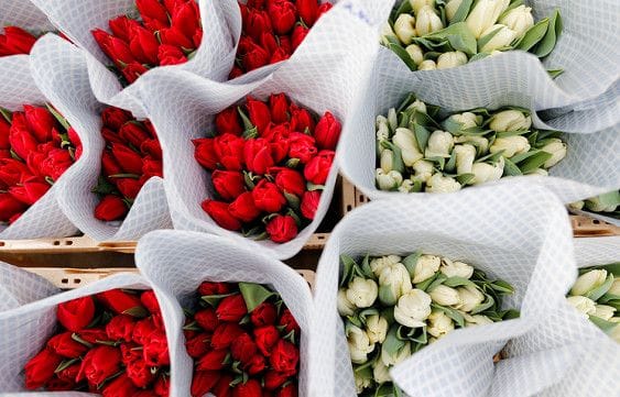 Яндекс рассказал, какие покупки делают в сети перед 8 марта